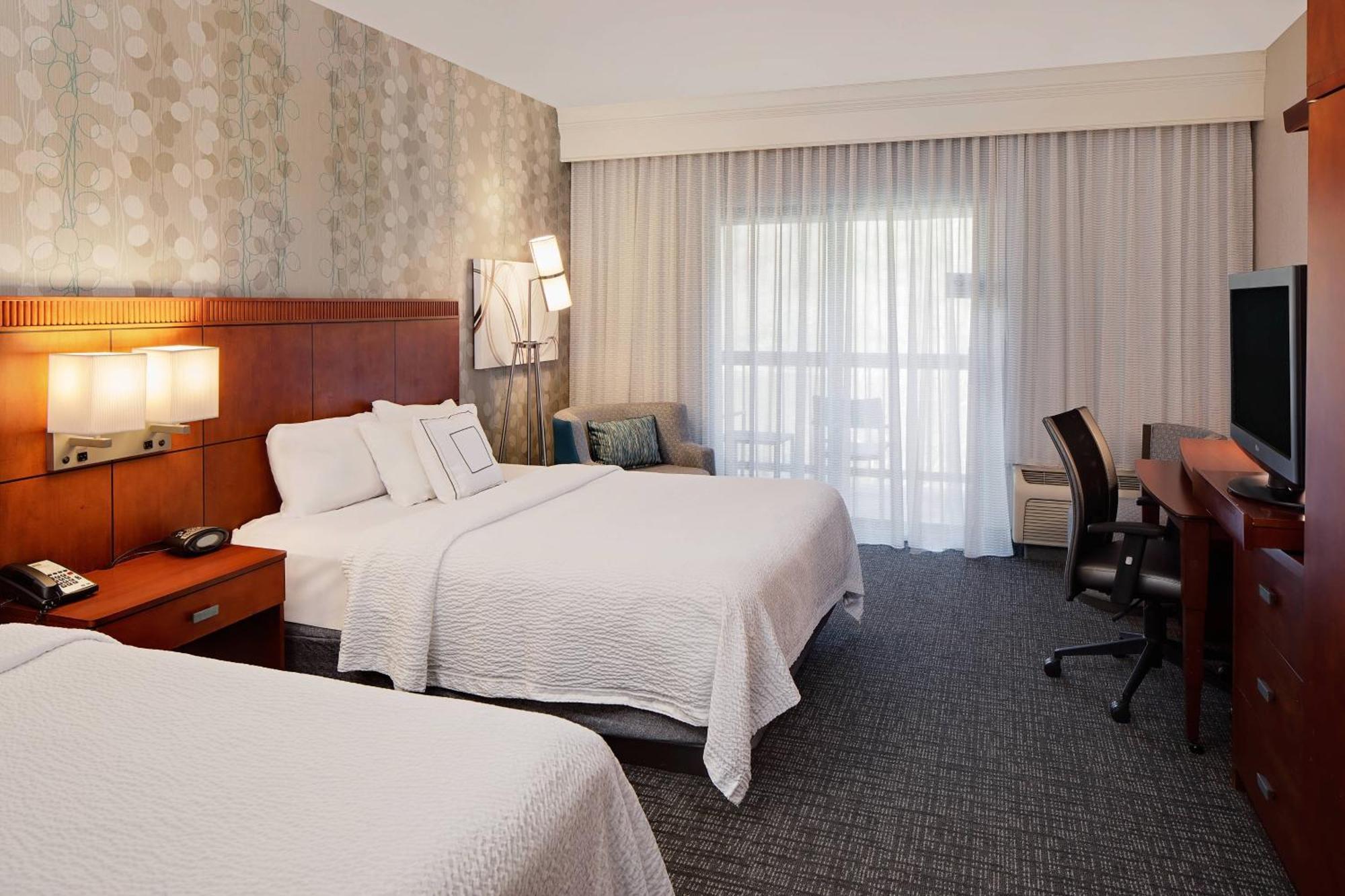 Courtyard By Marriott Pittsburgh West Homestead Waterfront Exteriér fotografie